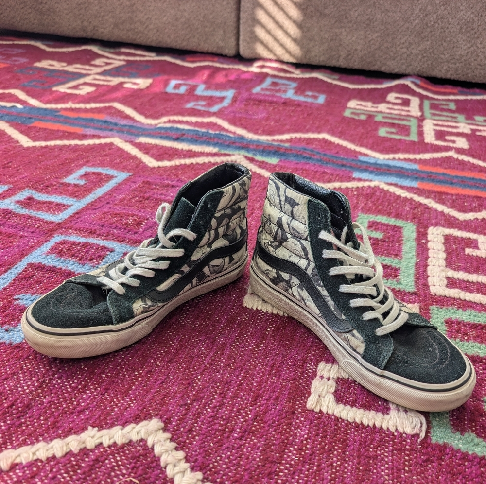 Unique Floral Vans Sk8-Hi